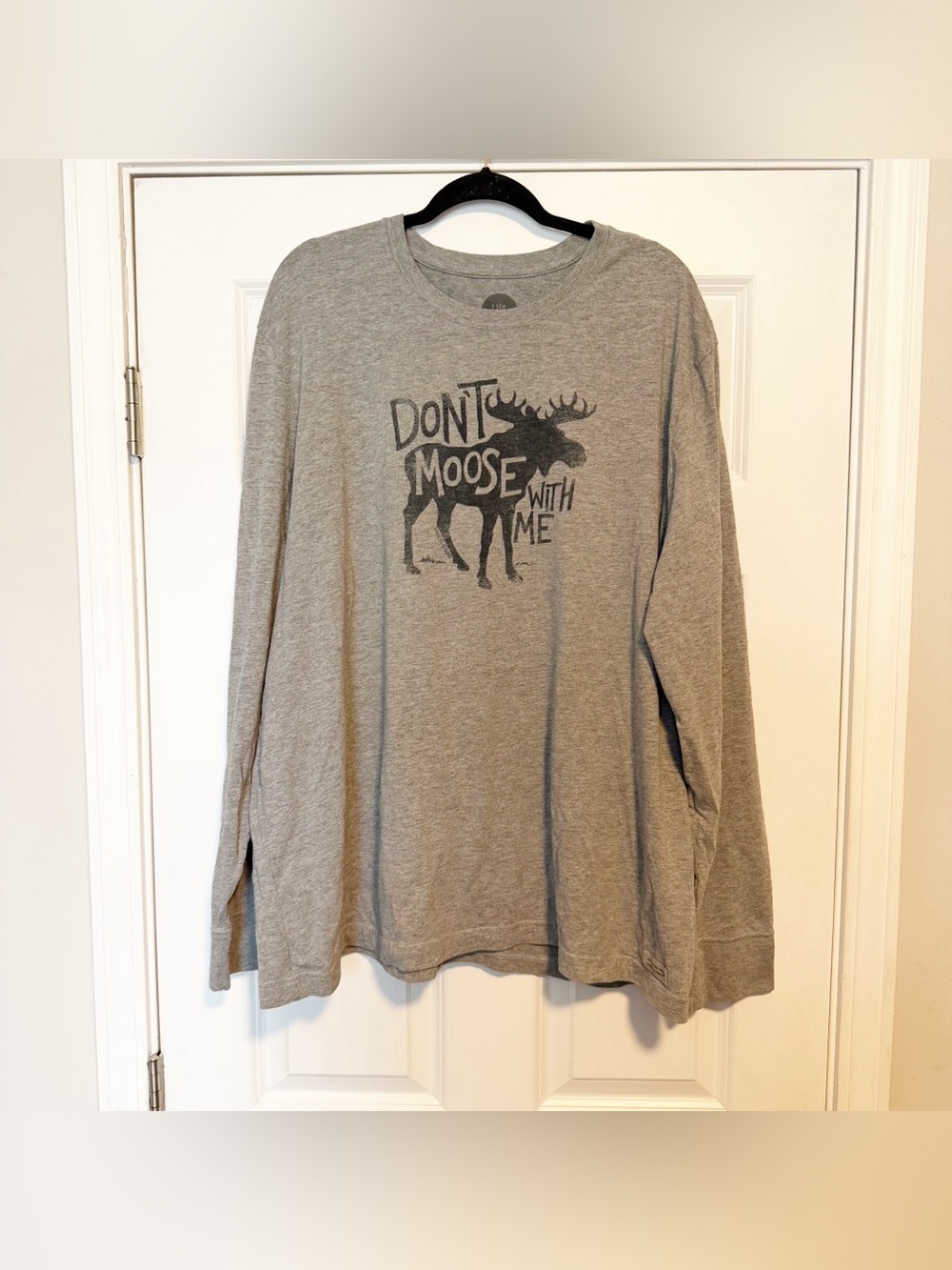 Life is good long sleeve graphic crusher tee.